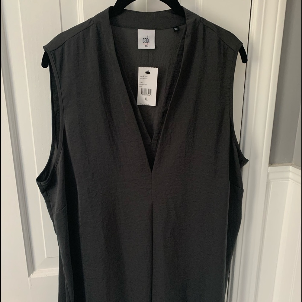 CAbi Veneer Blouse Size XL NWT